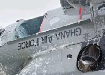Muere el ministro de Defensa de Ghana en un accidente de helicóptero junto a otros funcionarios
