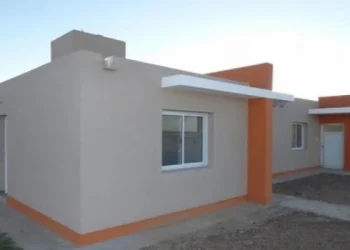 El Gobierno traspasa planes de vivienda a provincias y municipios