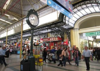 Tours de compras a Chile: en Mendoza suspenden por temor a violencia y en San Rafael hay salidas programadas