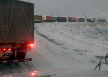 El viernes: tensión de camioneros mendocinos tras el cierre unilateral del paso Cristo Redentor por una autoridad chilena