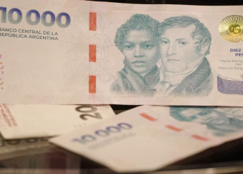Se disparan las tasas de interés y muchos bancos ya pagan más de 50% por los plazos fijos