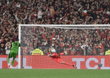 River eliminó por penales a Libertad y está en cuartos de final