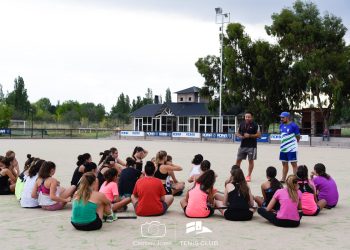 Álvaro Carrión dejó de ser el entrenador de Huracán