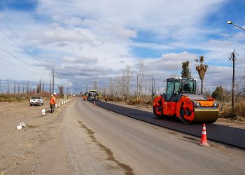 Vialidad provincial avanza con obras en la ruta 171 que conecta Monte Comán con Real del Padre
