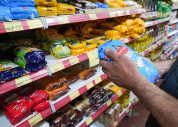 Tensión económica: ante la suba del dólar oficial preocupa el índice inflacionario de agosto