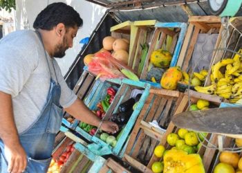 Grave denuncia de la Unión Frutihortícola Argentina: «El consumo ha caído notablemente y nos recuerda al 2001»