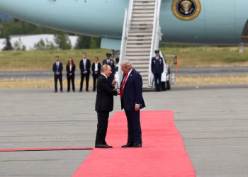 Comenzó la cumbre entre Donald Trump y Vladimir Putin en Alaska