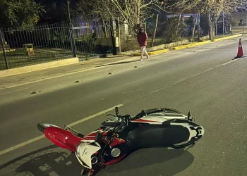 Perdió el control de la moto, cayó y murió en Guaymallén