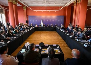 El Gobierno y la Justicia electoral ultimaron detalles para el uso de la Boleta Única de Papel