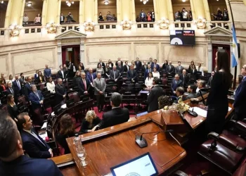 Nuevo aumento de sueldo para los senadores: $10,2 millones de pesos bruto desde noviembre