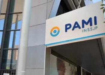 Denuncian sobreprecios pagados por PAMI en la compra de lentes