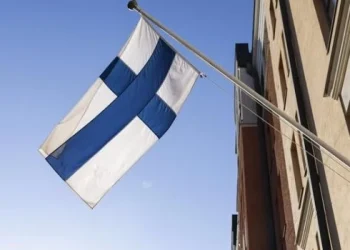 La Fuerza Aérea de Finlandia retiró definitivamente la cruz esvástica de sus banderas
