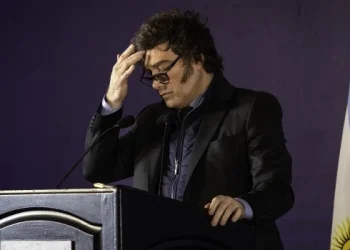 Milei suspendió su viaje a Madrid