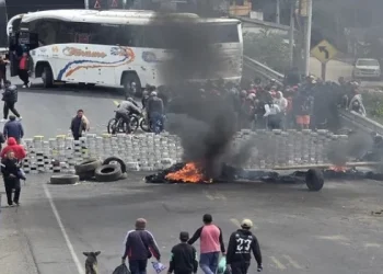 Declaran estado de excepción en siete provincias de Ecuador