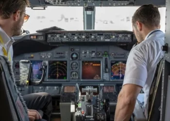 El Gobierno flexibilizó el sistema de licencias y habilitaciones para los pilotos de aviones