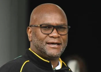 Hallan muerto en París al embajador de Sudáfrica en Francia