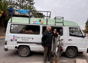 Dicen que “Viejos son los Trapos”, se subieron a su motorhome para recorrer y están de visita en San Rafael