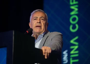 La expectativa de Cornejo por el rescate financiero que dará Estados Unidos: “Estamos tomando nuevas deudas”