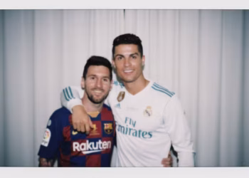 Cinco pasos: cómo hacer una foto estilo “Polaroid” con un famoso usando la IA gratuita de Google