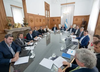 Consejo de Mayo activado: con tres mendocinos, se discutió la reforma fiscal