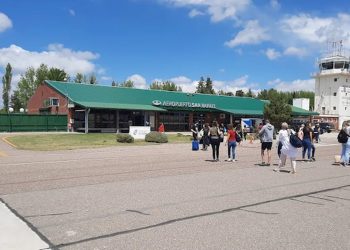 Asambleas en aeropuertos del país:los trabajadores del ANAC reclaman mejoras salariales y advierten sobre riesgos operativos