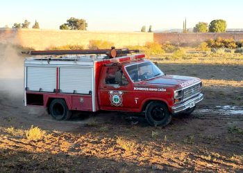Bomberos de Rama Caída buscan reunir fondos para reparar su único vehículo de emergencias