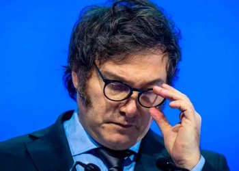 Según una encuesta, sólo 3 de 10 argentinos están satisfechos con el rumbo político económico
