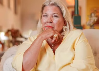 Quién es el hombre de 95 años que conquistó el corazón de Lilita Carrió: “Nos llevamos muy bien”