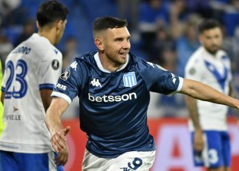 Racing venció a Vélez por los cuartos de la Copa Libertadores