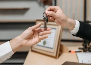 Mercado inmobiliario: tensión por créditos hipotecarios y costos crecientes marcan el pulso del ladrillo