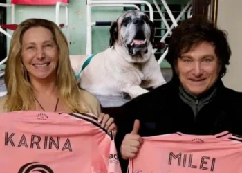 Cómo es el «Salón Conan» de la Quinta de Olivos en el que Javier Milei guarda regalos de sus perros
