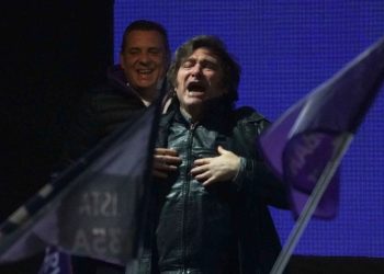 La oposición criticó la decisión del gobierno de crear una «mesa política nacional» y una «federal»