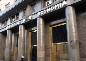 Crecen las dudas en la city sobre el regreso de Argentina a los mercados globales de deuda en 2026