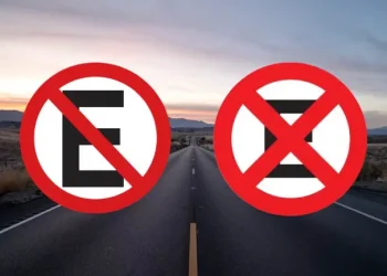 Estacionamiento: cuál es la diferencia entre la E con una y con dos franjas