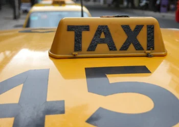 Taxis en Mendoza: el Gobierno revocó adjudicaciones y llamó a suplentes en cinco departamentos