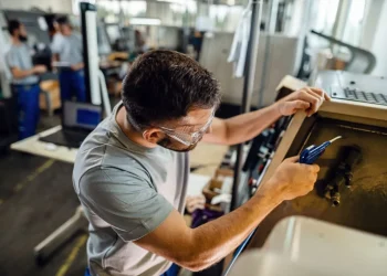 Desocupación en Mendoza: los sectores más golpeados y el fenómeno del segundo empleo