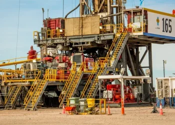 Vaca Muerta impulsa la mayor producción de petróleo del siglo y la más alta de la historia del gas