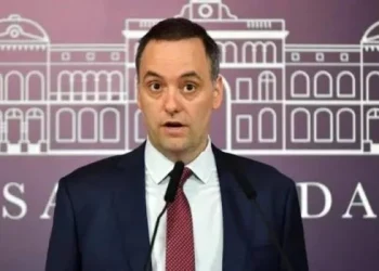 Adorni sobre Espert: “Es probable que haya cosas que tenga que seguir explicando”