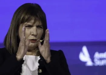 Bullrich, dura contra los gobernadores: “Cada diez minutos piden plata”
