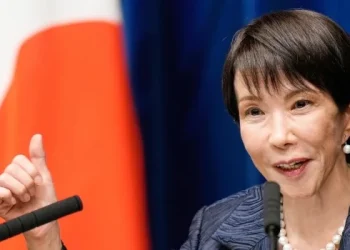 Una conservadora admiradora de Thatcher se convierte en la primera mujer en gobernar Japón