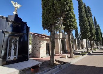 Se conmemora el Día de los Fieles Difuntos en el Cementerio Central