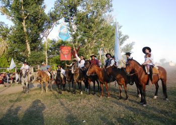 La Federación Gaucha volvió al Parque Mariano Moreno con un gran festival de destrezas criollas