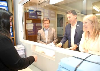 Proyecto propone multas millonarias para padres de alumnos que hagan bullying