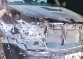 Dos camionetas chocaron de frente cerca de Pata Mora: 4 heridos