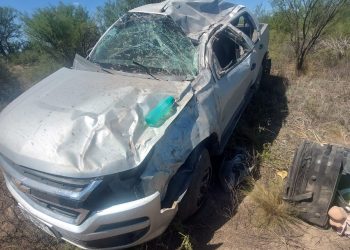 Una mujer murió tras el vuelco de una camioneta en ruta 143