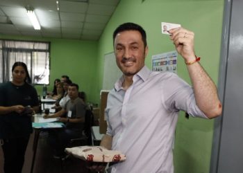 Votó Luis Petri en San Martín