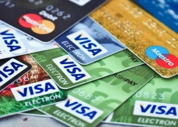 Deuda en la tarjeta de crédito: ¿pueden embargarte el sueldo en Argentina?
