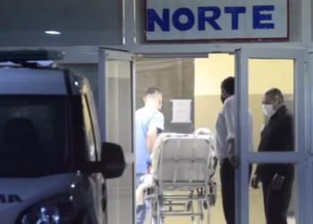 Otra tragedia en el país: Una mujer encendió un cigarrillo en el hospital, se prendió fuego su camilla y murió quemada