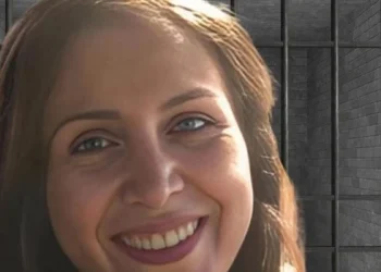 Irán sentenció a muerte a una ingeniera disidente