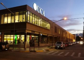 Anularon una multa a una fundación universitaria por un empleado